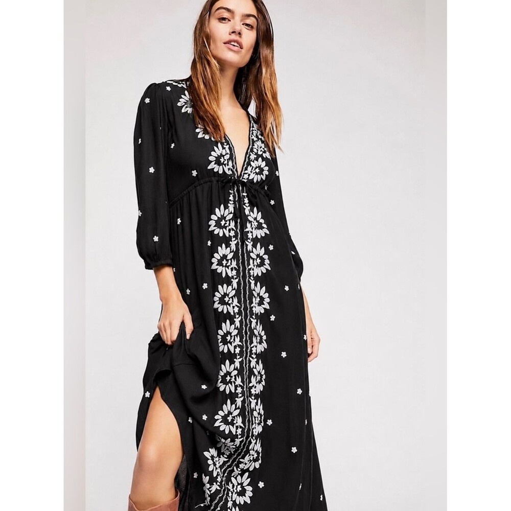 Free People Fable Embroidered V-Neck Midi Dress Sz M Boho Cottagecore Romantic